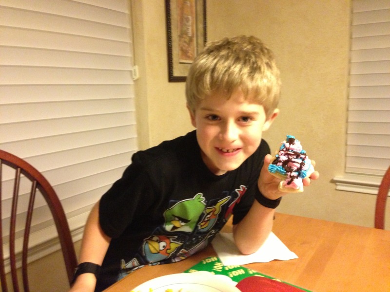 2012/12(Dec)/10(Before Christmas Fun)/800x600_2012-12-08 06 Sydney Ian Visit.jpg